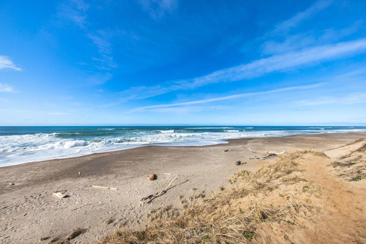 Coastal Dream Villa Депо Бей Екстериор снимка