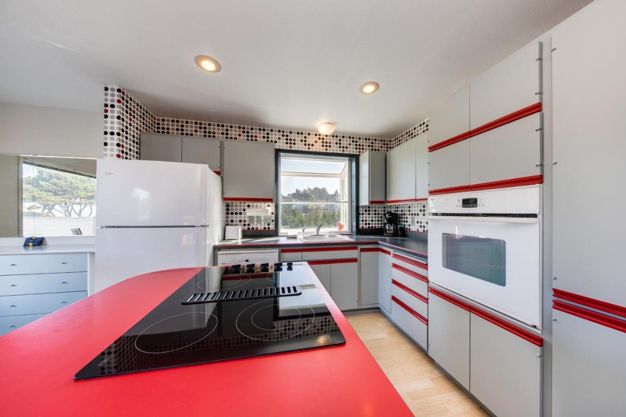 Coastal Dream Villa Депо Бей Екстериор снимка
